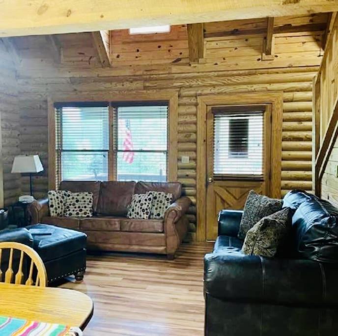 Rustic Black Bear Cabin Pigeon Forge Bagian luar foto