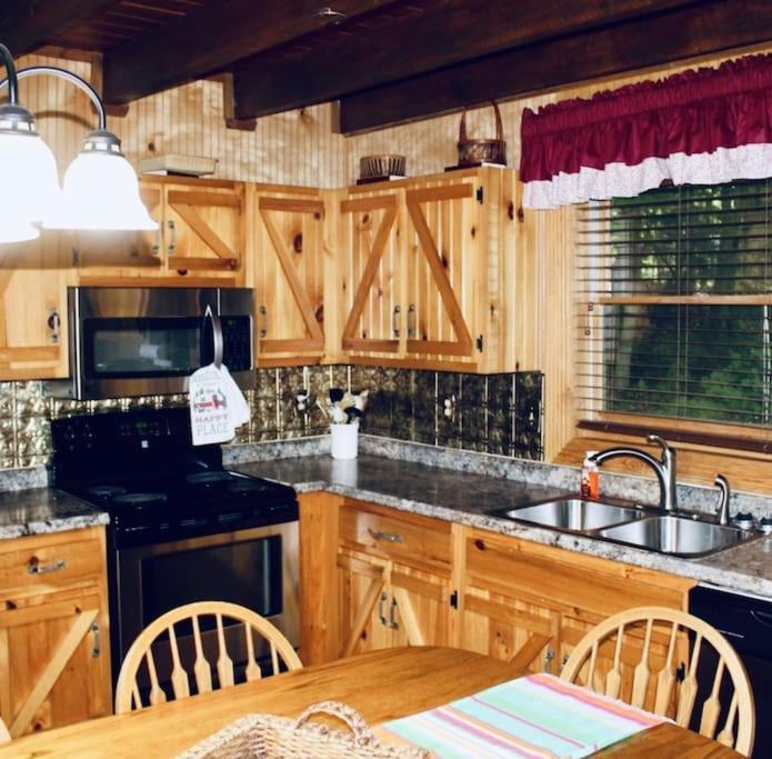 Rustic Black Bear Cabin Pigeon Forge Bagian luar foto