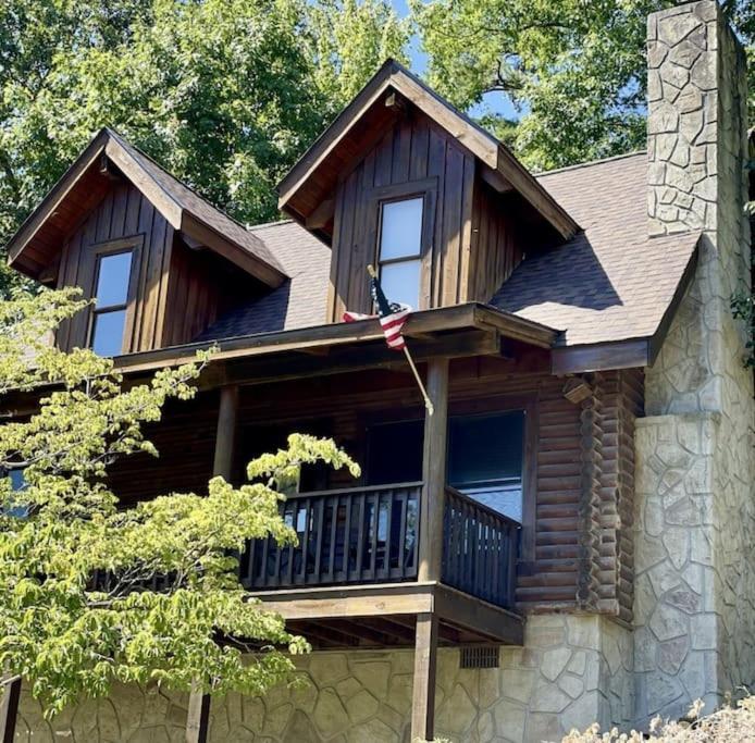 Rustic Black Bear Cabin Pigeon Forge Bagian luar foto